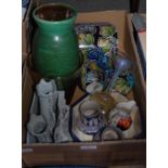 BOX - ASSORTED CERAMICS AND GLASSWARE TO INCLUDE A GRIMWADE MINTON PART WASH SET