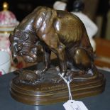 A LATE 19TH / EARLY 20TH CENTURY FRENCH PATINATED BRONZE FIGURE OF A DOG AND TURTLE AFTER HENRI-