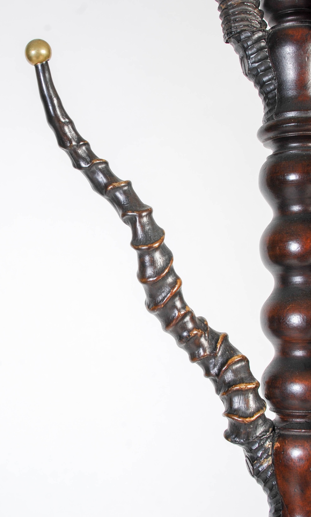 A late 19th / early 20th century turned mahogany and antelope horn mounted coat stand, the horns - Image 6 of 11