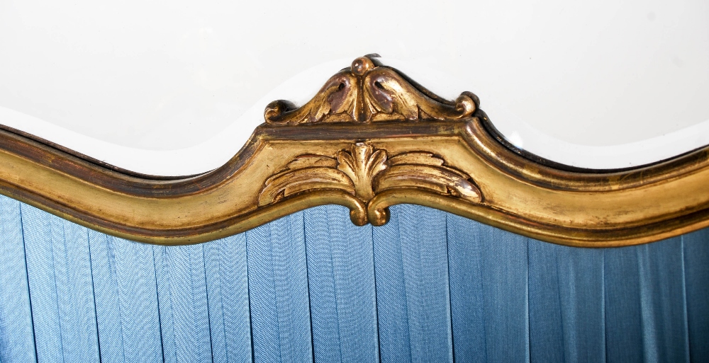 A late 19th / early 20th century French glazed giltwood four section room divider / screen, of - Image 3 of 5