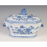 A Chinese porcelain blue and white octagonal-shaped tureen and cover, Qing Dynasty, decorated with