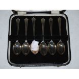 CASED SET OF SIX SHEFFIELD SILVER TEASPOONS