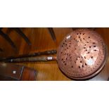 A COPPER BED WARMING PAN WITH TURNED WOODEN HANDLE TOGETHER WITH A COPPER BOUND PALE
