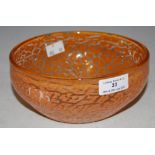 AN YSART GLASS BOWL, POSSIBLY MONART CLOISONNE WARE, MOTTLED ORANGE AND CLEAR GLASS, 17CM DIAMETER