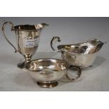 SMALL GROUP OF SILVER TO INCLUDE BIRMINGHAM SILVER CREAM JUG, BIRMINGHAM SILVER SAUCE BOAT AND A