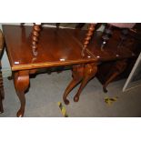 A PAIR OF RALPH LAUREN FURNITURE SQUARE SHAPED OCCASIONAL TABLES ON CABRIOLE SUPPORTS WITH PAD FEET