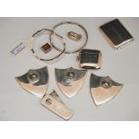 COLLECTION OF SILVER AND WHITE METAL WARE TO INCLUDE BIRMINGHAM SILVER VESTA HOLDER, BIRMINGHAM