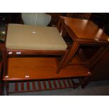 A GROUP OF MID CENTURY FURNITURE TO INCLUDE A NEST OF THREE SQUARE SHAPED OCCASIONAL TABLES, A