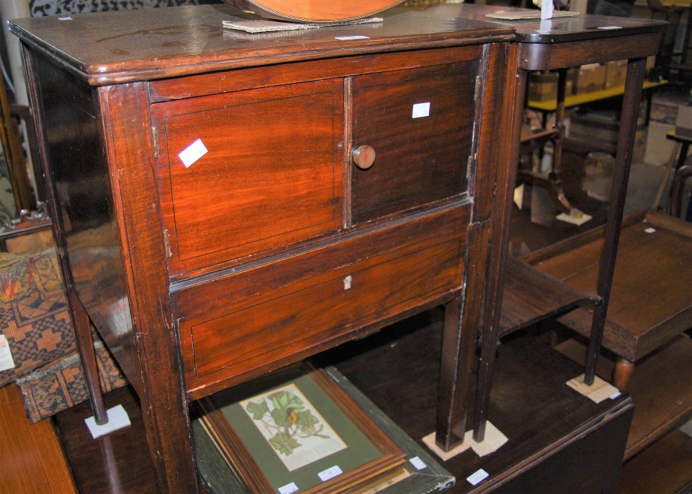 A GROUP OF FURNITURE TO INCLUDE A MAHOGANY PEMBROKE TABLE, MAHOGANY BEDSIDE LOCKER AND A RECTANGULAR