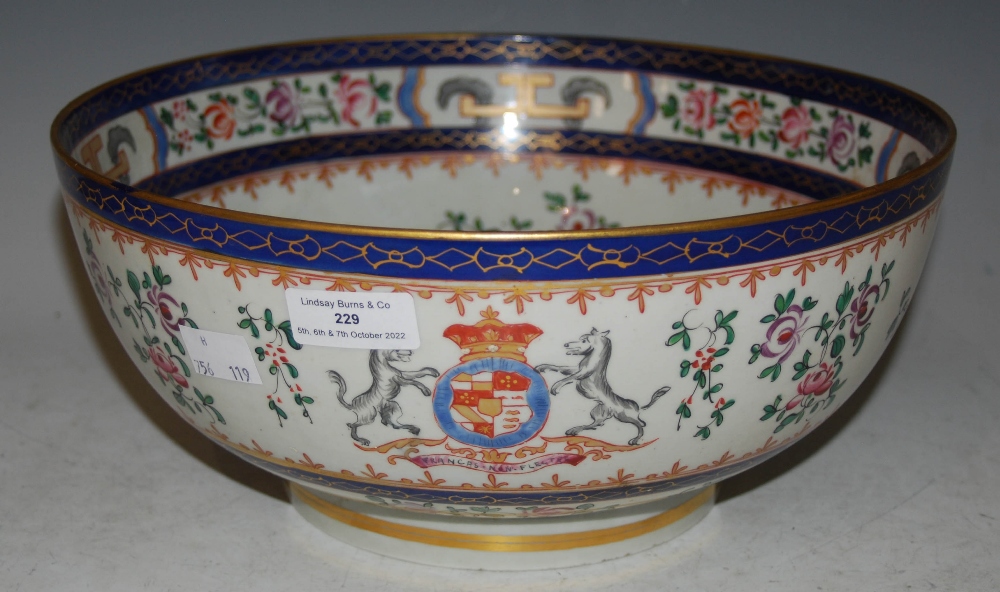 A SAMSON PORCELAIN PUNCH BOWL WITH ARMORIAL DECORATION IN THE CHINESE TASTE