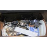 BOX OF ASSORTED CERAMICS, EP WARE