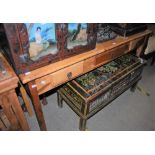 AN EASTERN CARVED WOOD CONSOLE TABLE FITTED WITH THREE FRIEZE DRAWERS