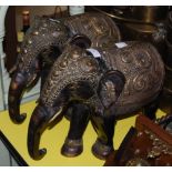 A PAIR OF DECORATIVE BRONZE ELEPHANTS