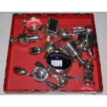 A COLLECTION OF SILVER TO INCLUDE ASSORTED CRUETS, SPOONS, NAPKIN RINGS ETC