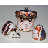 A ROYAL CROWN DERBY IMARI PATTERN OVAL-SHAPED JAR AND COVER, TOGETHER WITH TWO ROYAL CROWN DERBY