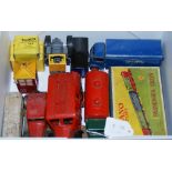 A COLLECTION OF DIECAST TOYS TO INCLUDE A BOXED MECCANO PASSENGER TRAIN NO.20, A TRI-ANG MINIC TOYS,