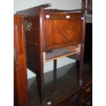 A GEORGE III MAHOGANY COMMODE WITH TRAY TOP