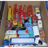 A BOX OF ASSORTED VINTAGE CORGI TOY CARS, TRUCKS, ETC