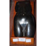 20TH CENTURY SCOTTISH SCHOOL, A BRONZED CERAMIC FEMALE NUDE TORSO ON WOODEN PLINTH