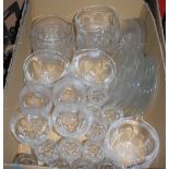 A BOX OF ASSORTED GLASSWARE TO INCLUDE FINE ETCHED DRINKING GLASSES, WINE RINSERS, ICE PLATES, ETC