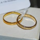 A 9CT GOLD RING AND ANOTHER GOLD RING, PROBABLY 22CT, GROSS WEIGHT 3.7 GRAMS