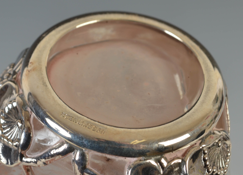 An early 20th century Chinese sterling silver mounted perfume or scent bottle with pouring - Image 3 of 4