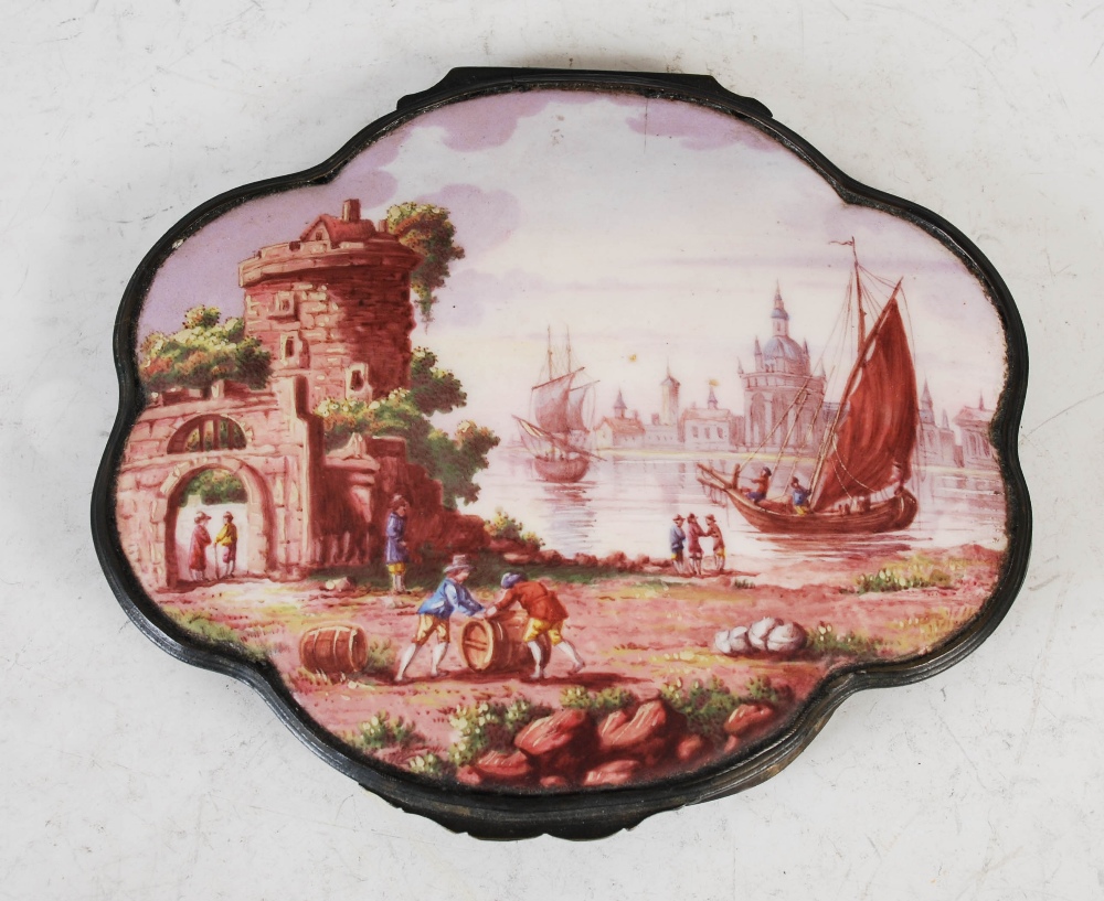 An 18th century enamel on copper quatrefoil shaped box, the hinged cover decorated with river - Image 8 of 10