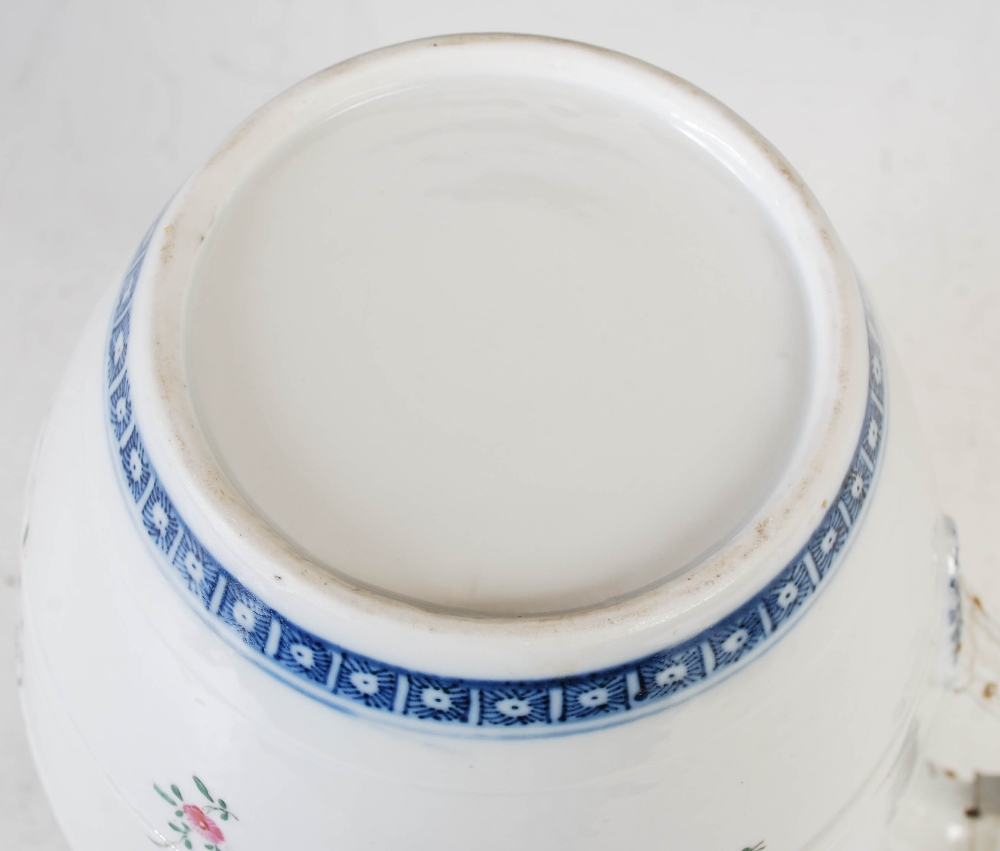 A Chinese porcelain blue and white barrel shaped jug, Qing Dynasty, decorated with ribbon tied - Image 10 of 10