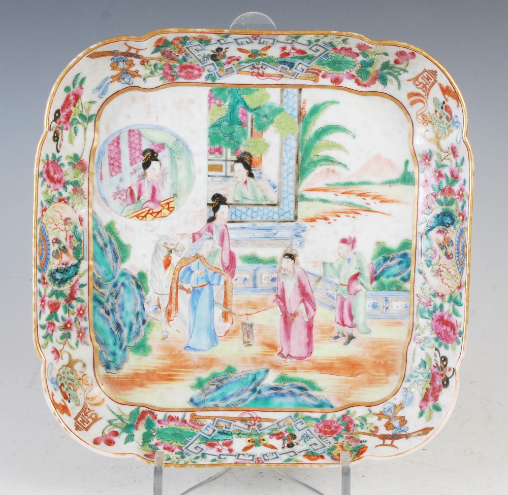 A Chinese porcelain famille rose Canton square shaped dish, Qing Dynasty, decorated with figures and
