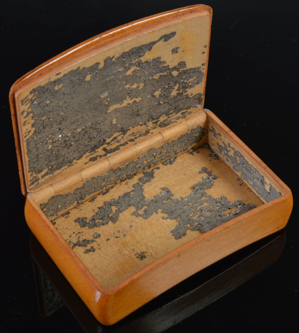 A 19th century Mauchline ware sycamore and penwork curved oblong snuff box, decorated with an - Image 3 of 3