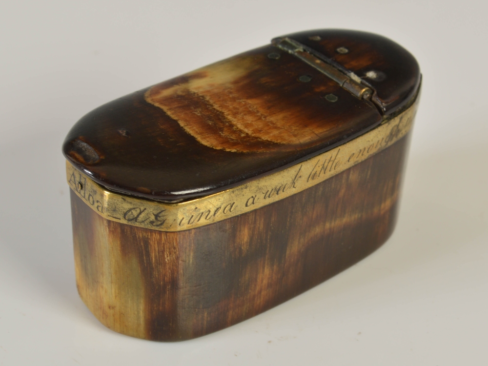 An early 19th century plain horn oblong cut-cornered snuff box, with brass mounts, the collar - Image 2 of 3