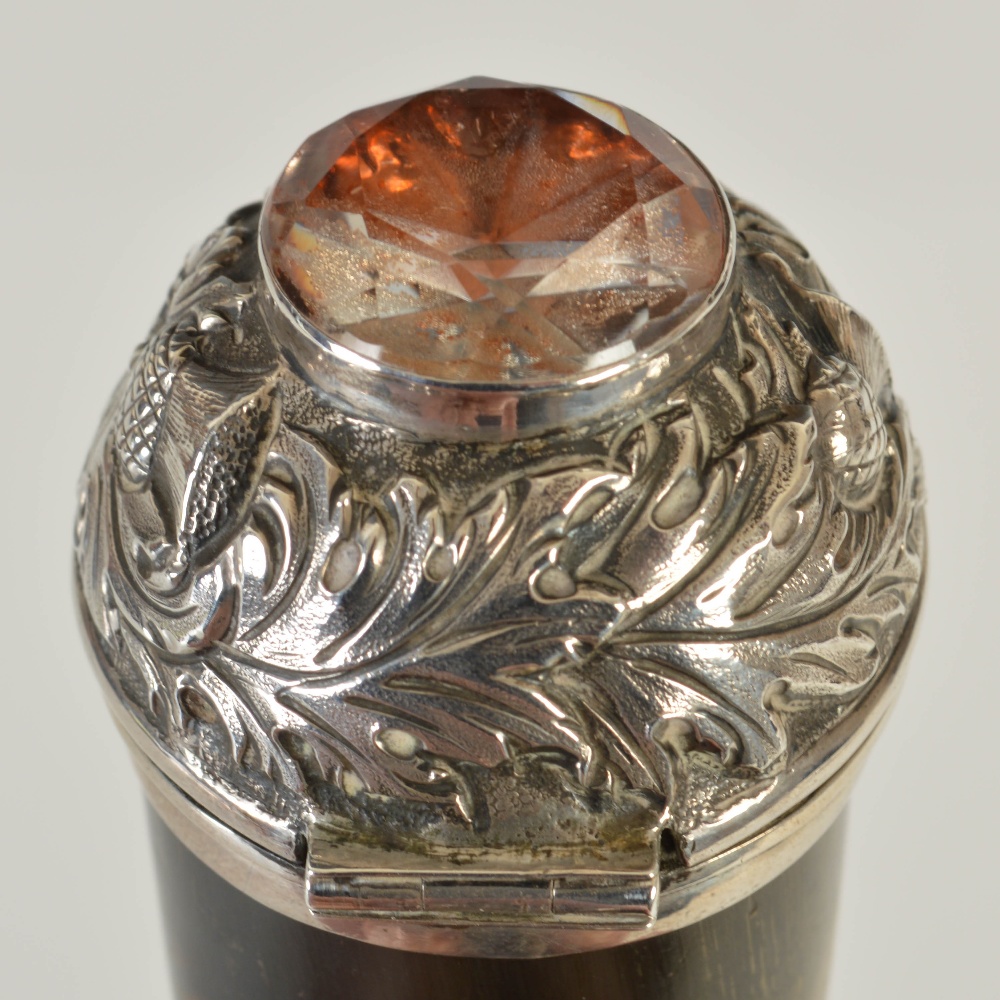 A mid 19th century curly horn snuff mull with silver mounts, embossed with thistles and set with a - Image 3 of 3