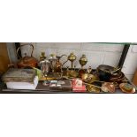 Collection of metalware etc