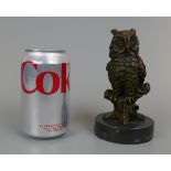 Bronze owl on marble base - Approx. height 15cm