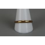 18ct gold wedding band - Approx 2g - Size X½