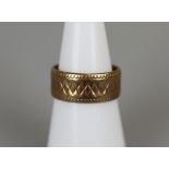 Gold ring - Size L