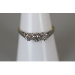 18ct 5 stone diamond ring - Size P