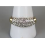 Gold diamond set ring - Size V