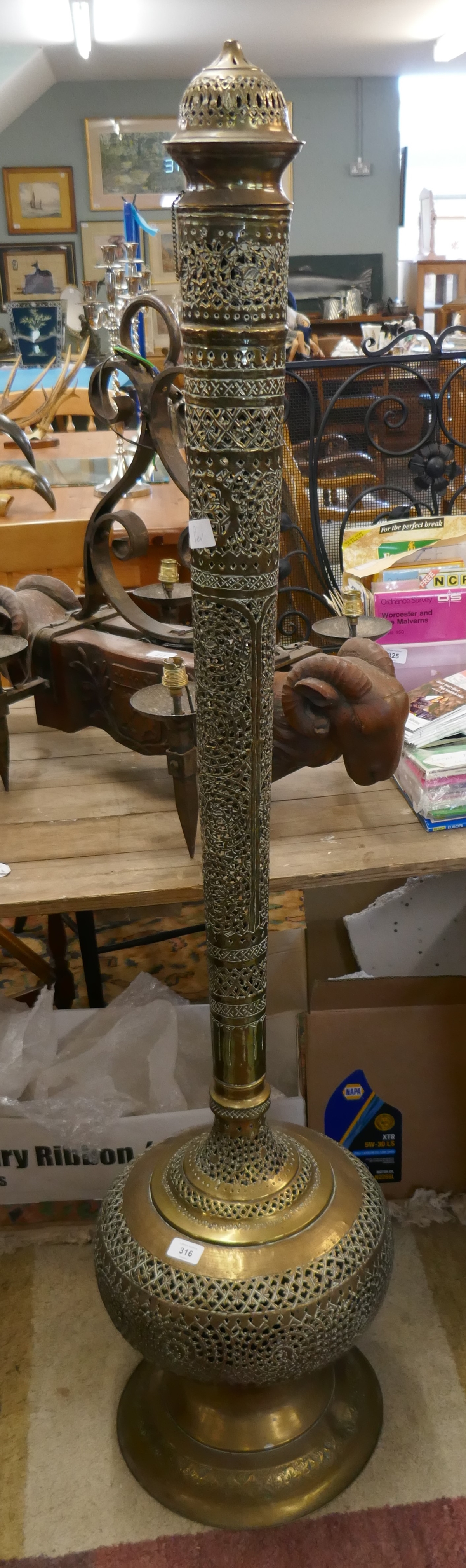 Large brass incense burner - Approx. height: 154cm