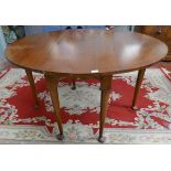 Mahogany pad foot drop leaf table - Approx. size D: 130cm H: 75cm