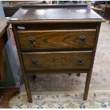 Oak chest of two drawers - Approx. size W: 60cm D: 41cm H: 76cm