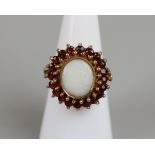 Gold opal and ruby ring - Size M