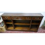 Inlaid mahogany sideboard - Approx size: W: 153cm D: 31cm H: 84cm