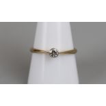 18ct gold diamond solitaire ring - Size R1/2