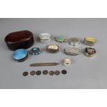 Collection of pill boxes to include silver etc