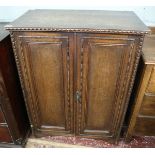 Antique carved oak cupboard - Approx W: 77cm D: 45cm H: 100cm