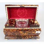 Fine early 19thC tortoiseshell tea caddy, fully fitted.