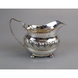 Georgian silver cream jug approx weight 126g