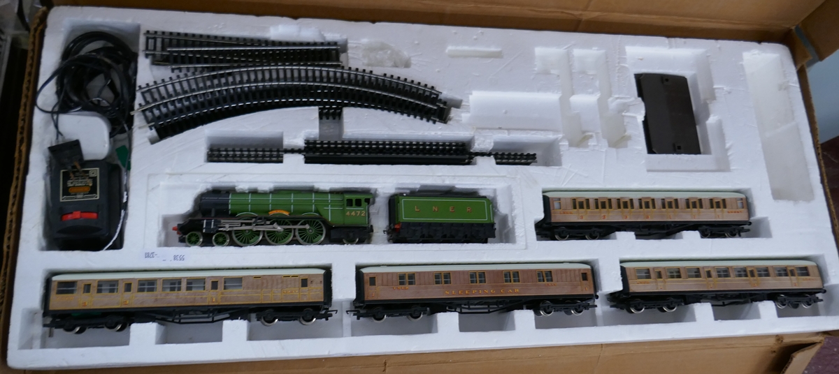 Early Hornby OO gauge train set - Flying Scotsman