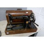 Singer sewing machine- Y7616551